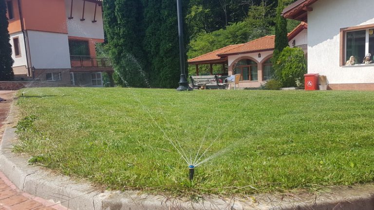 Поливна система в Правец