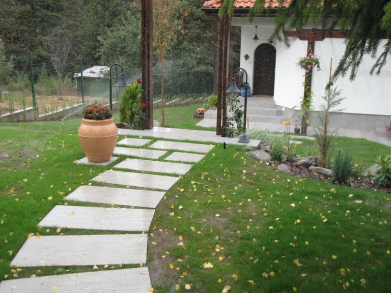 Поливна система във вилна зона Ярема