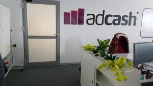 интериорно озеленяване на офис на Адкеш България в Mall of Bulgaria