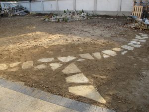 Озеленяване на двор в кв. Малинова долина