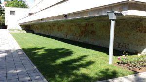 Реконструкция на зелените площи на посослството на Япония