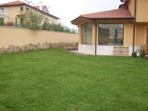 озеленяване на двор в кв. Бояна 2 – етап 1