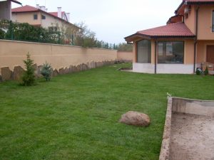 озеленяване на двор в кв. Бояна 2 – етап 1