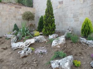 Озеленяване на двор в кв. Бояна (3) – етап 2