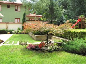 Поддръжка на двор в гр. Банкя (4)