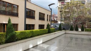 Озеленяване и поддръжка на Банка ДСК – Централно управление.