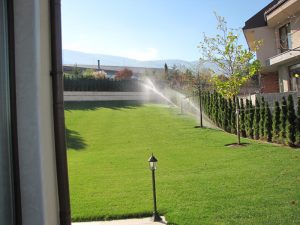 поливна система в резиденция на държавата Катар