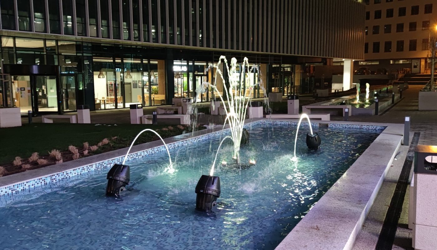 Фонтан Advance Business Center