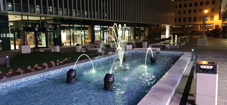 Фонтан Advance Business Center